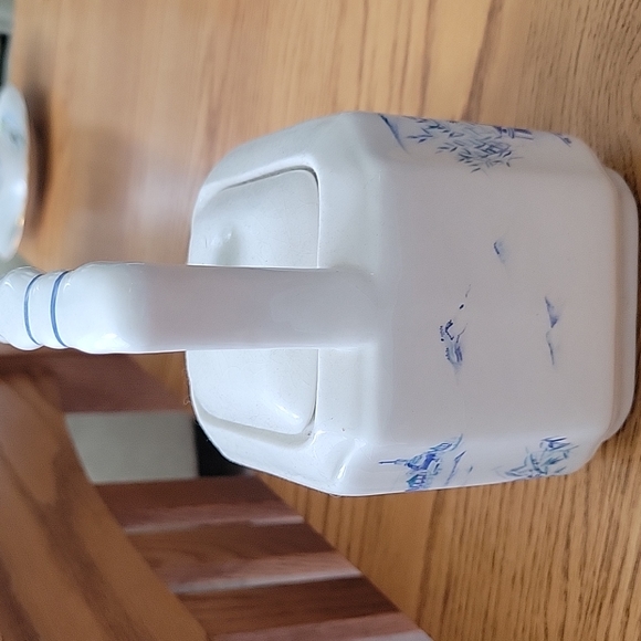 Teapot - Picture 3 of 9